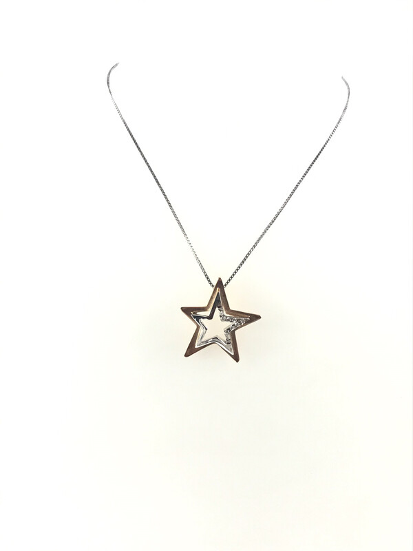 Ciondolo Stella Comete In Oro Bianco/Rosè e Brillanti. Catenina In Oro Bianco 18 Kt. Ciondolo Stella Comete In Oro Bianco/Rosè e Brillanti. Catenina In Oro Bianco 18 Kt.