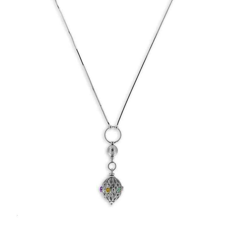 Collier in argento con cristalli sfaccettati Collier in argento con cristalli sfaccettati
