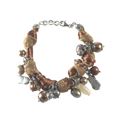 BRACCIALE IN ORGANZA E STOFFA  ANNODATA CON CIONDOLI VARI