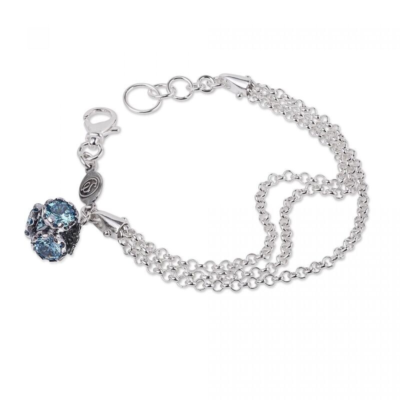 Bracciale multifilo con charm Bracciale multifilo con charm