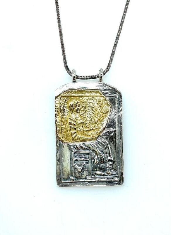 Collana con pendente Collana con pendente