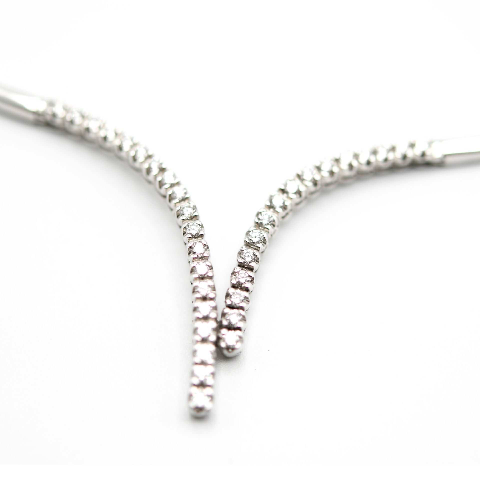 Girocollo ReCarlo in oro bianco 18 kt con diamanti degradè