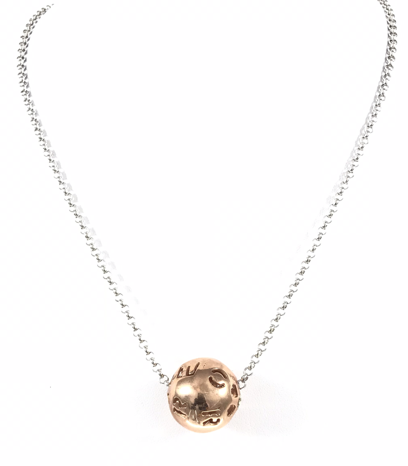 GIROCOLLO CM 45 IN ARGENTO E SFERA ROSÈ CON SCRITTA “ AMORE “. Ref.M1260