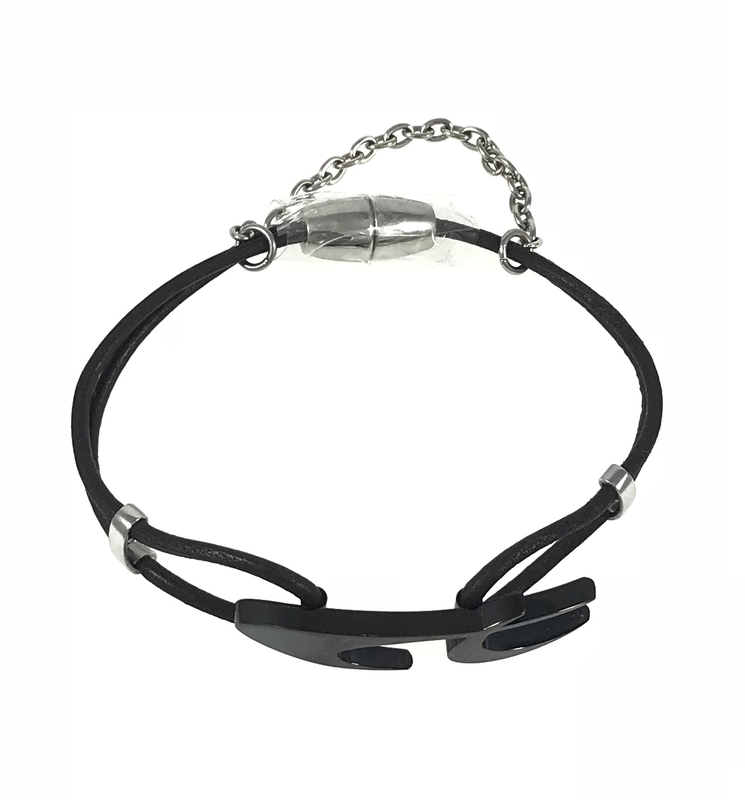 BRACCIALE NERO IN CUOIO E CHIUSURA IN ACCIAIO CALAMITATA BRACCIALE NERO IN CUOIO E CHIUSURA IN ACCIAIO CALAMITATA