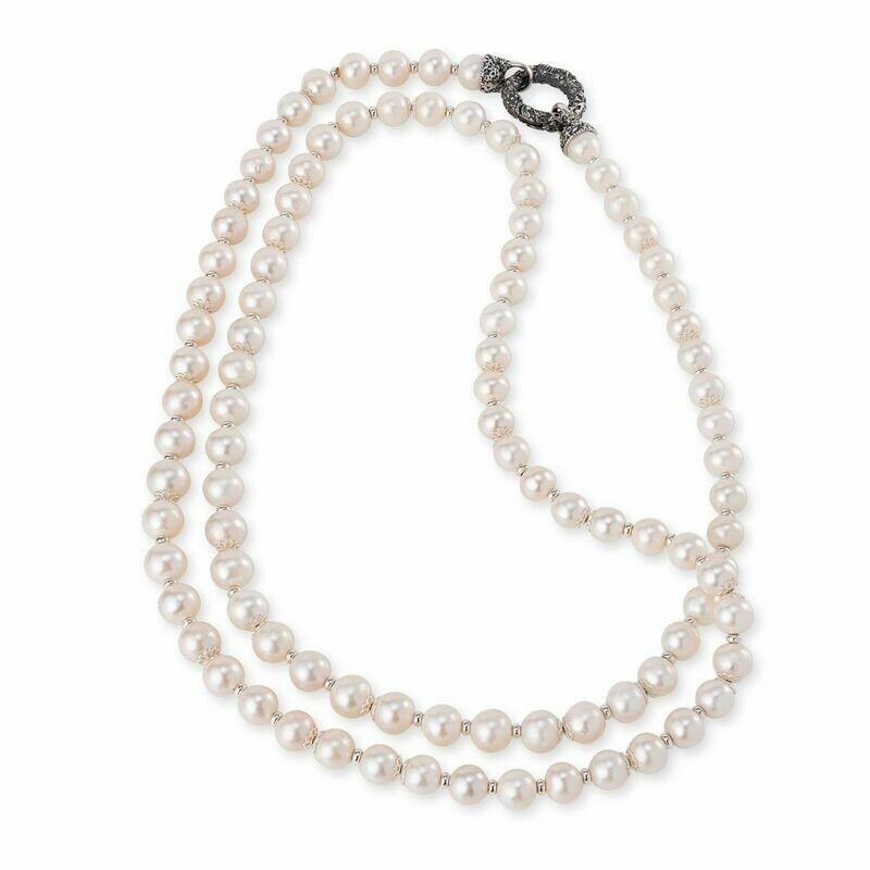 Collana di Perle Chanel con chiusura in Argento Collana di Perle Chanel con chiusura in Argento