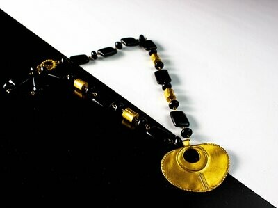 Collar Precolombino de Onix Dije Nariguera Plana Collar Precolombino de Onix Dije Nariguera Plana