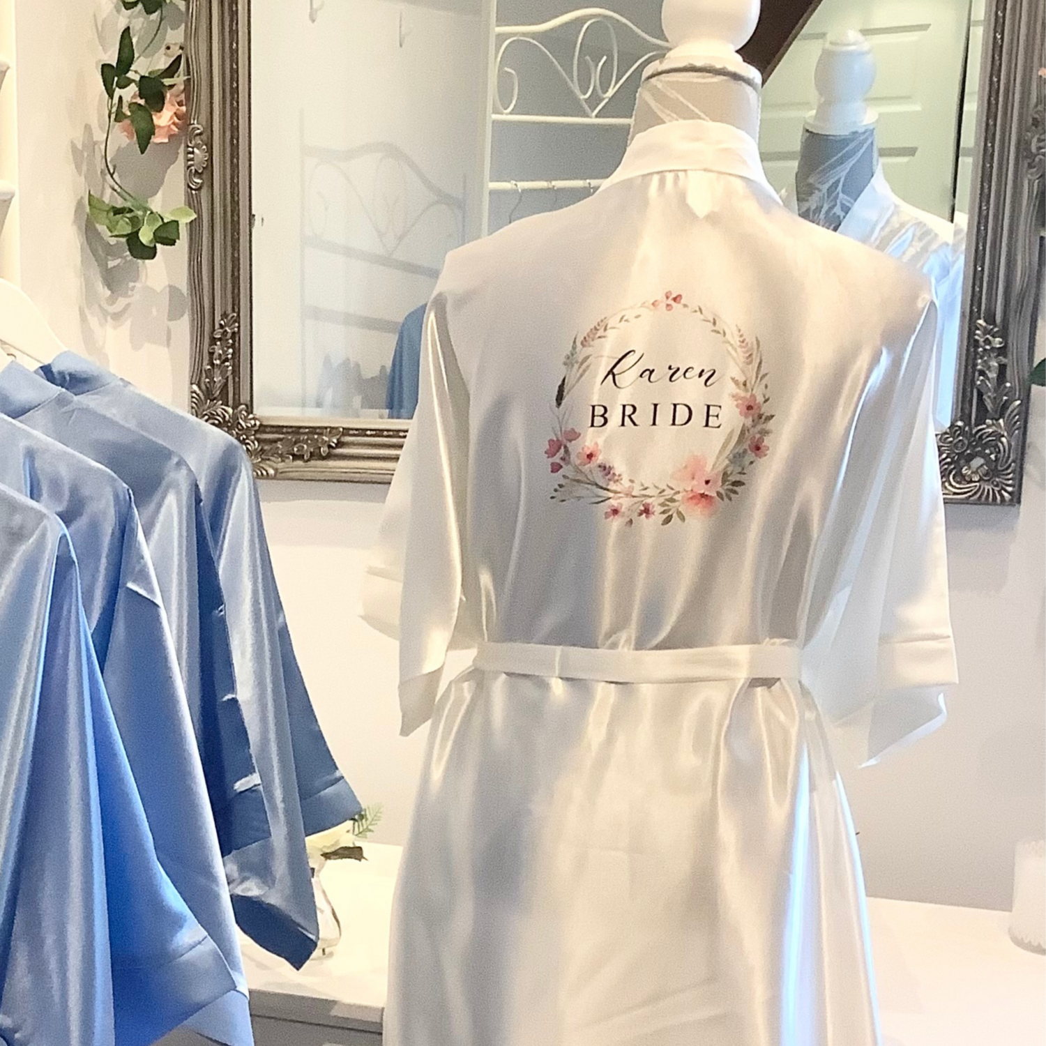 Bridesmaid satin robes ZARA