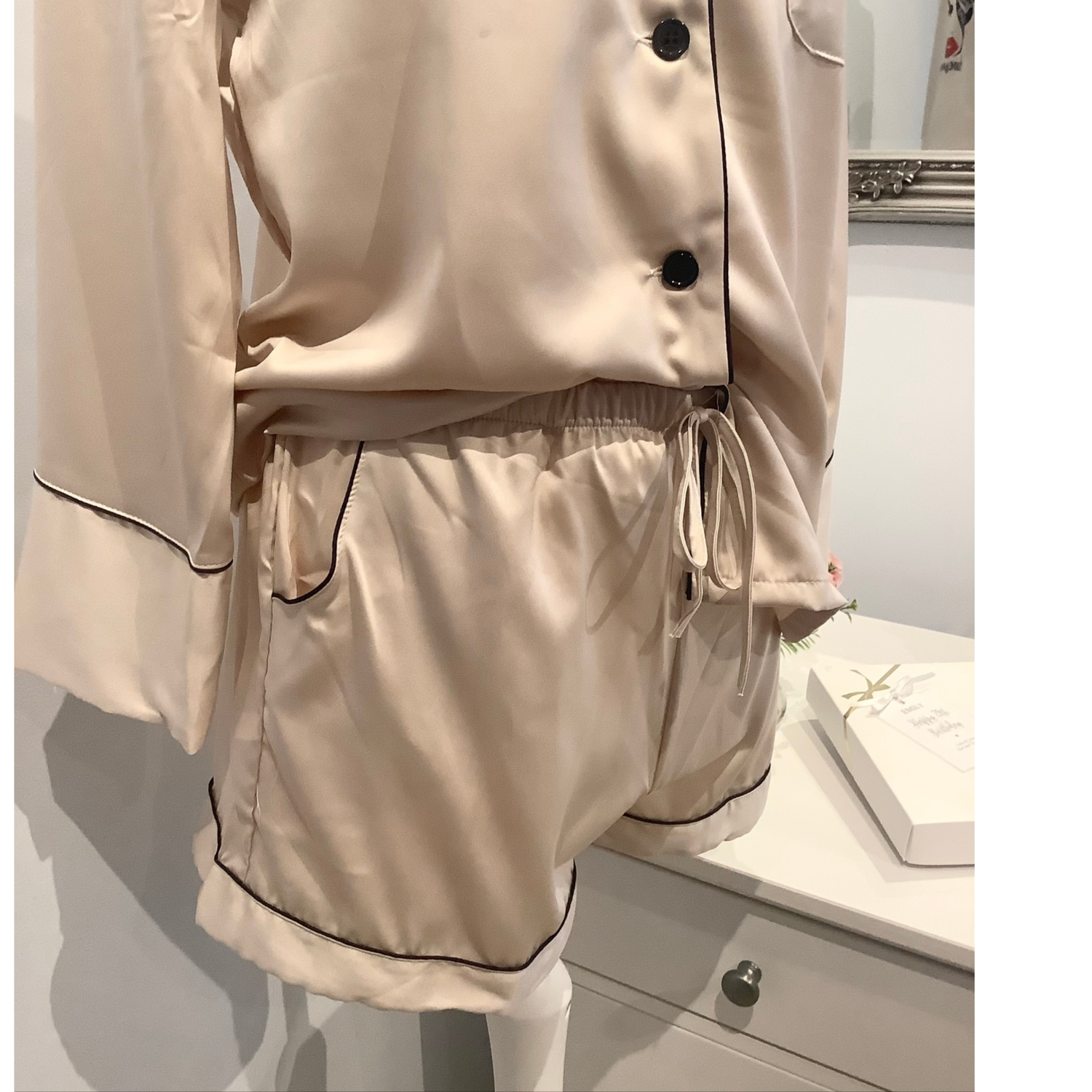 Personalised bridesmaid satin long sleeve/ short bottoms pjs