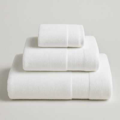 Extra Supplies For Your Stay! Towels, Linen, Soaps, etc