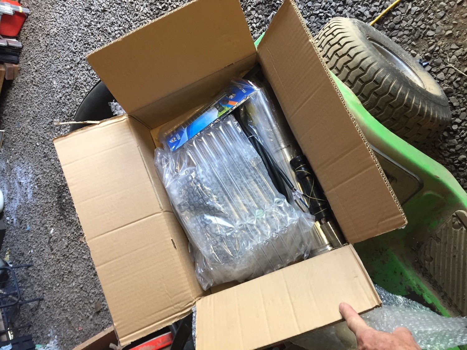 Solar 24 volt Helical Rotor Water Pump 50 litre Model