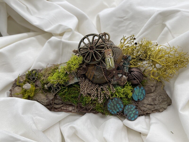 Mossy Deco Bark Sculpture with Key Mossy Deco Bark Sculpture with Key
