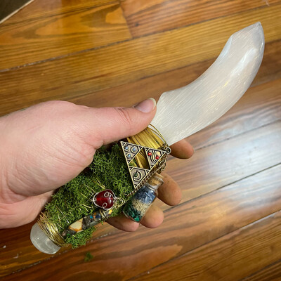 Legend Of Zelda Triforce Curved Selenite Dagger