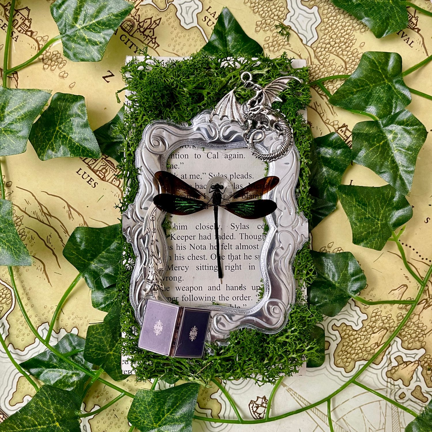 Green Damsel Fly 4.5 x 7 Inches