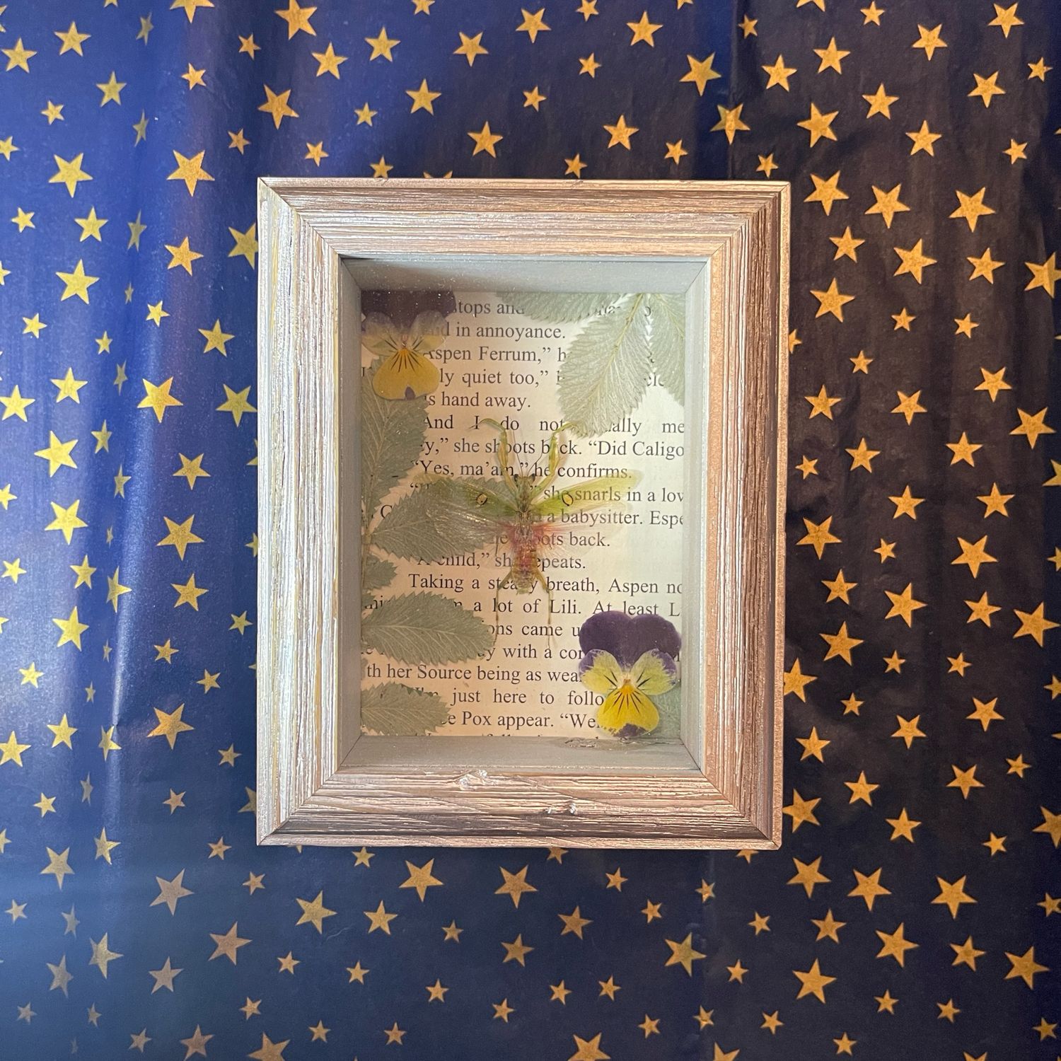 Flower Mantis 3 X 4 Inch