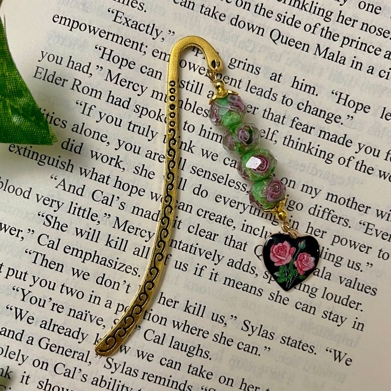 Floral Rose Heart MINI Book Hook