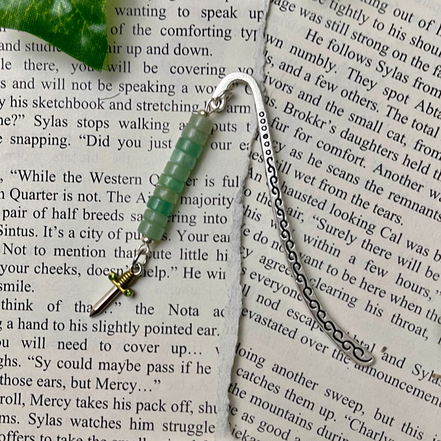 Silver Dagger with Aventurine Beads Small Book Hook