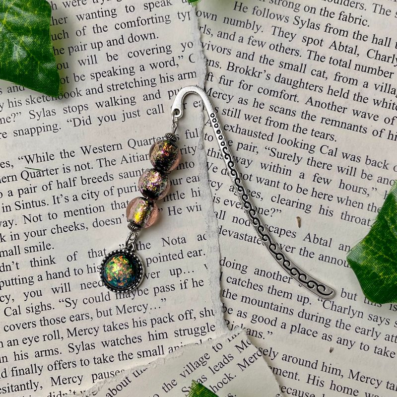 Silver Glitter Circle with Glitter Beads Small Book Hook