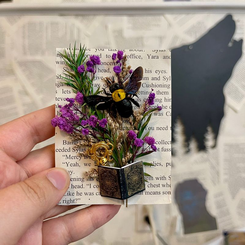 Yellow Carpenter Bee in 3 X 4 Inch Black Frame