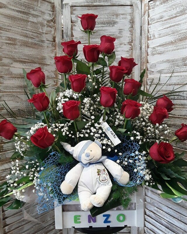 Centro de 20 rosas extra, personalizado en caja de madera Centro de 20 rosas extra, personalizado en caja de madera