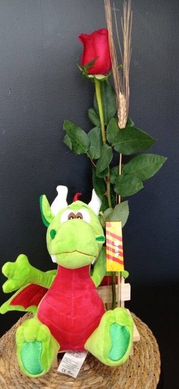 Drac peluche.mediano con rosa de Sant Jordi