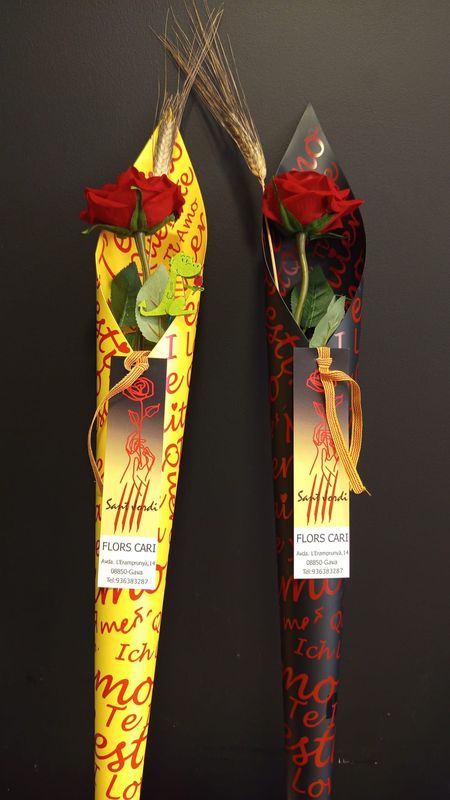 Cono con rosa de Sant Jordi