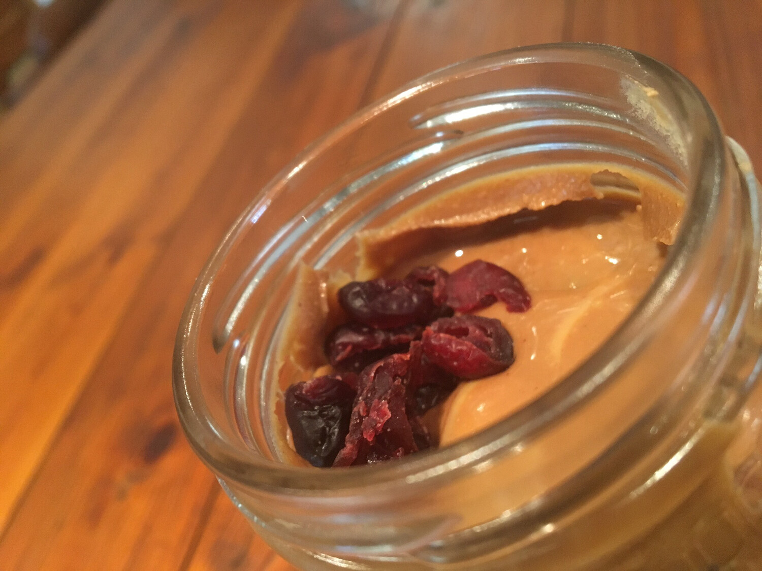 Dark Chocolate And Cranberry (350g) Dark Chocolate And Cranberry (350g)