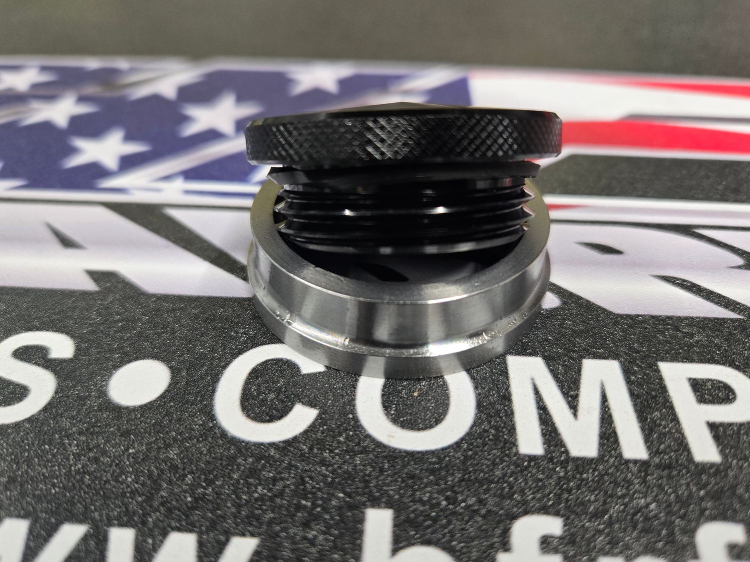 1.5&quot; Weld On Fill Bung w/Cap