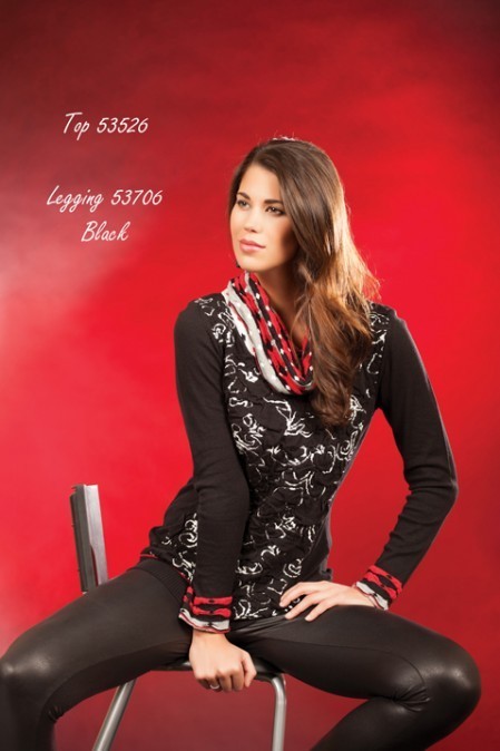 Dolcezza Flower &amp; Bow Swivel Sweater SOLD OUT