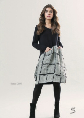 G!oze France: Bubble Chat Pocket Midi Dress