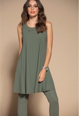 Maloka: Sleek Swirl Decolletage Flare Tunic (More Colors!) Maloka: Sleek Swirl Decolletage Flare Tunic (More Colors!)