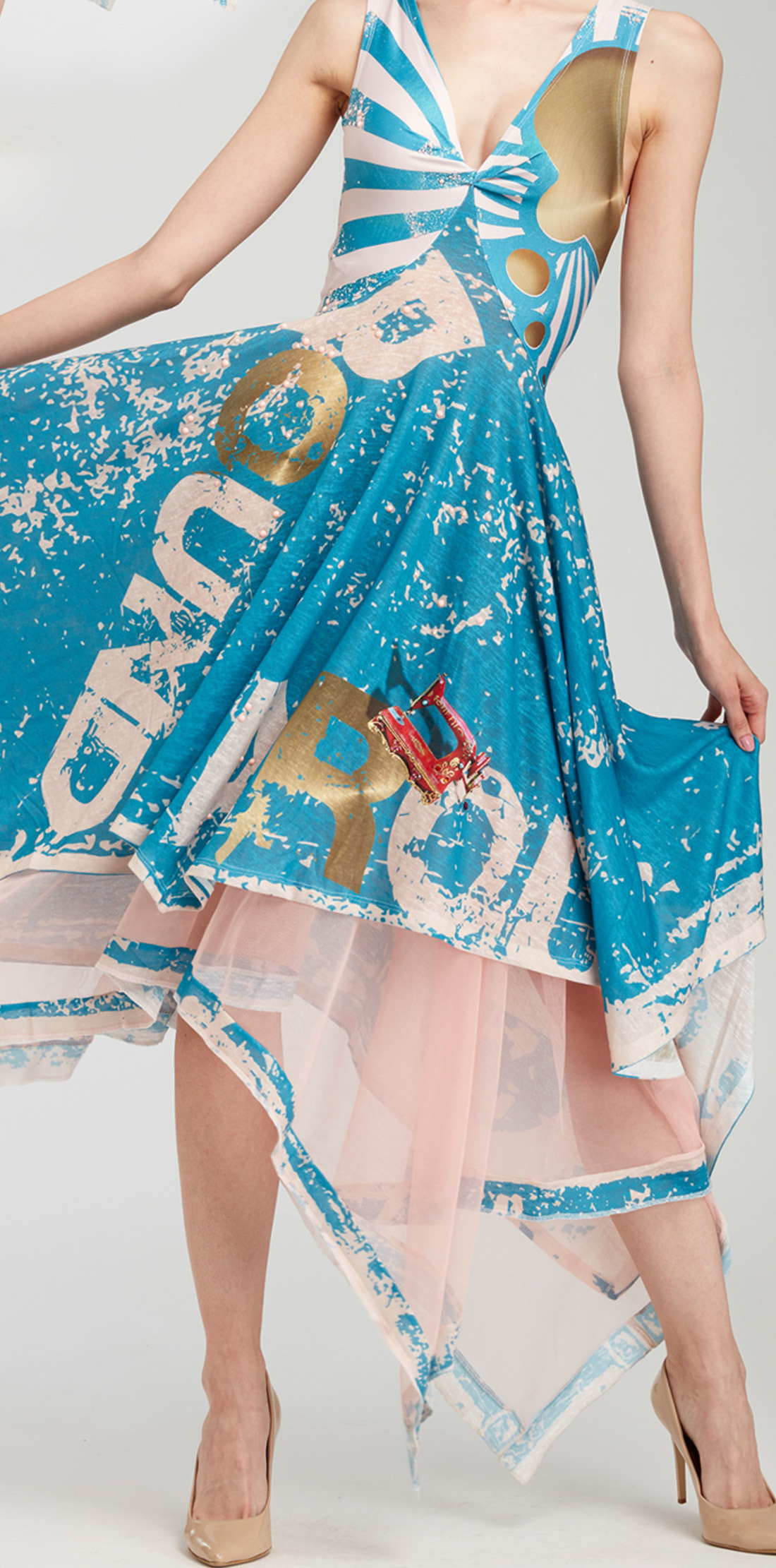 IPNG: Sunny Speach Four Corner Illusion Dress
