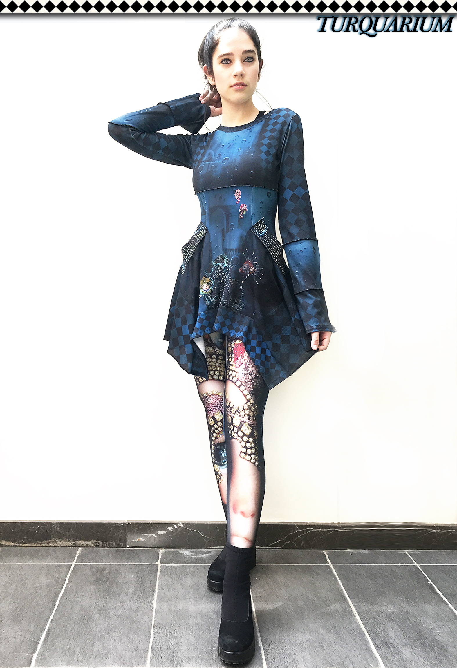 IPNG: Turquarium Jeweled Underwater Illusion Legging