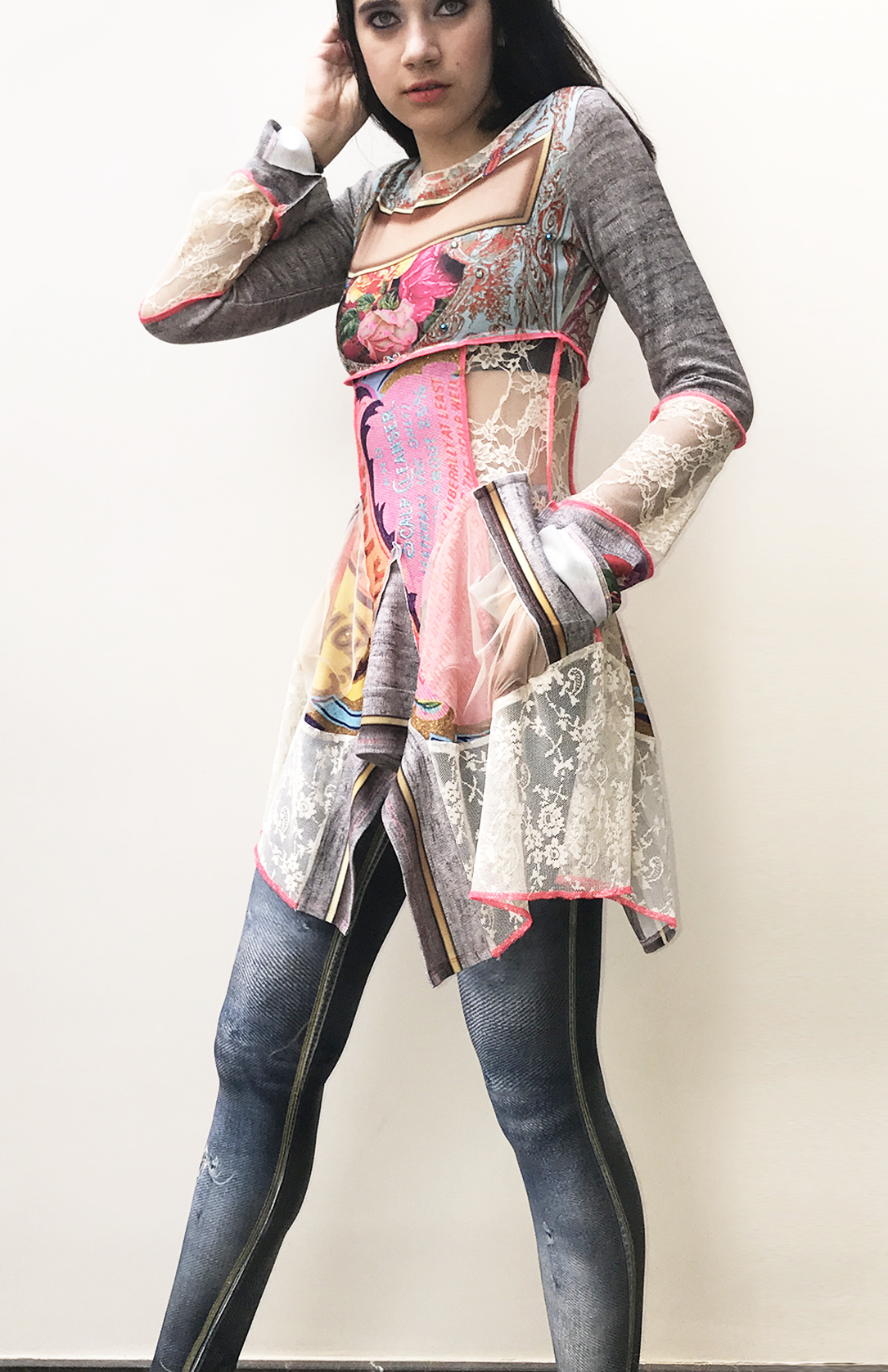 IPNG: Label Longings Pink Rose Illusion Gypsy Tunic