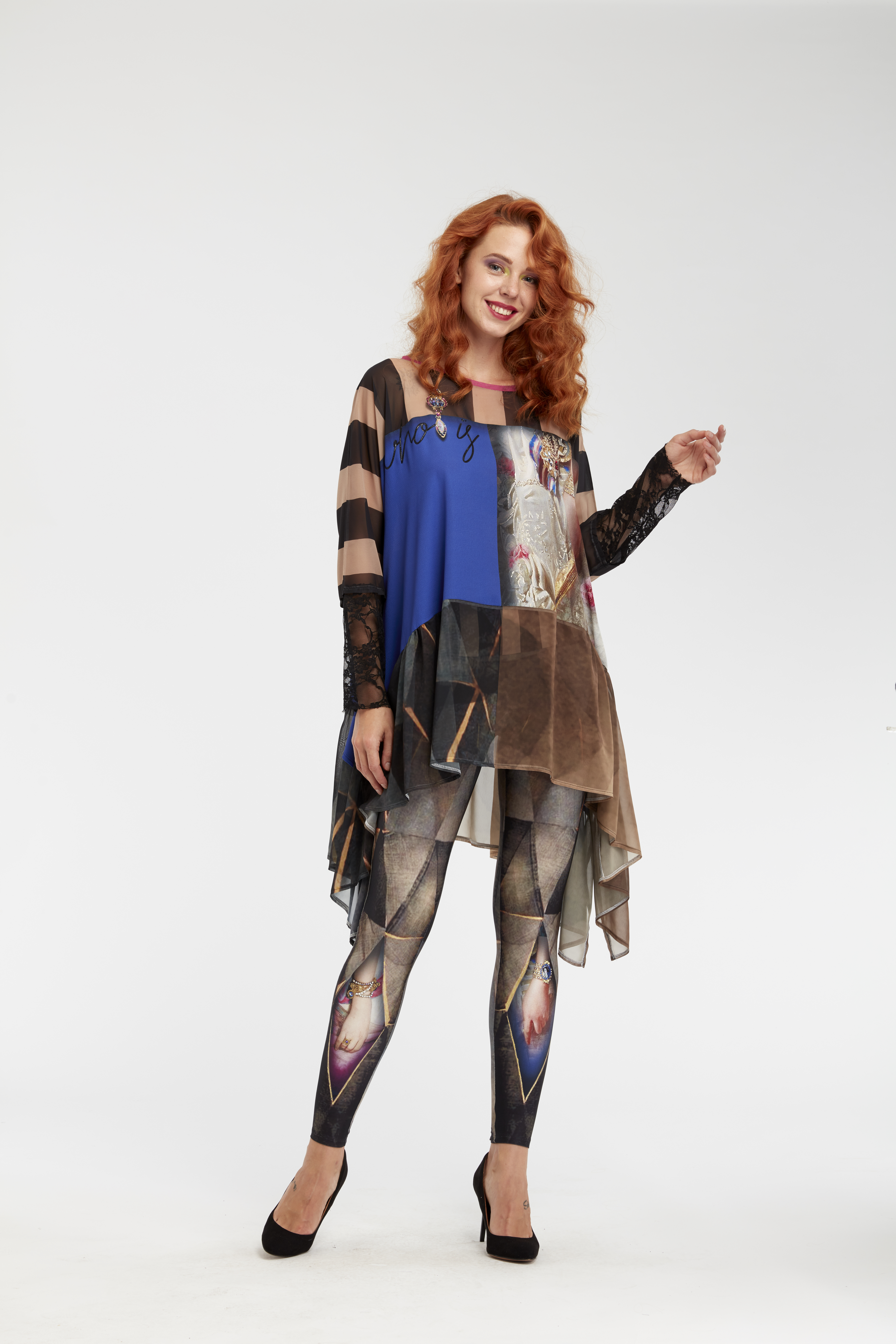 IPNG: Who Is The Woman Behind This Asymmetrical Illusion Tunic