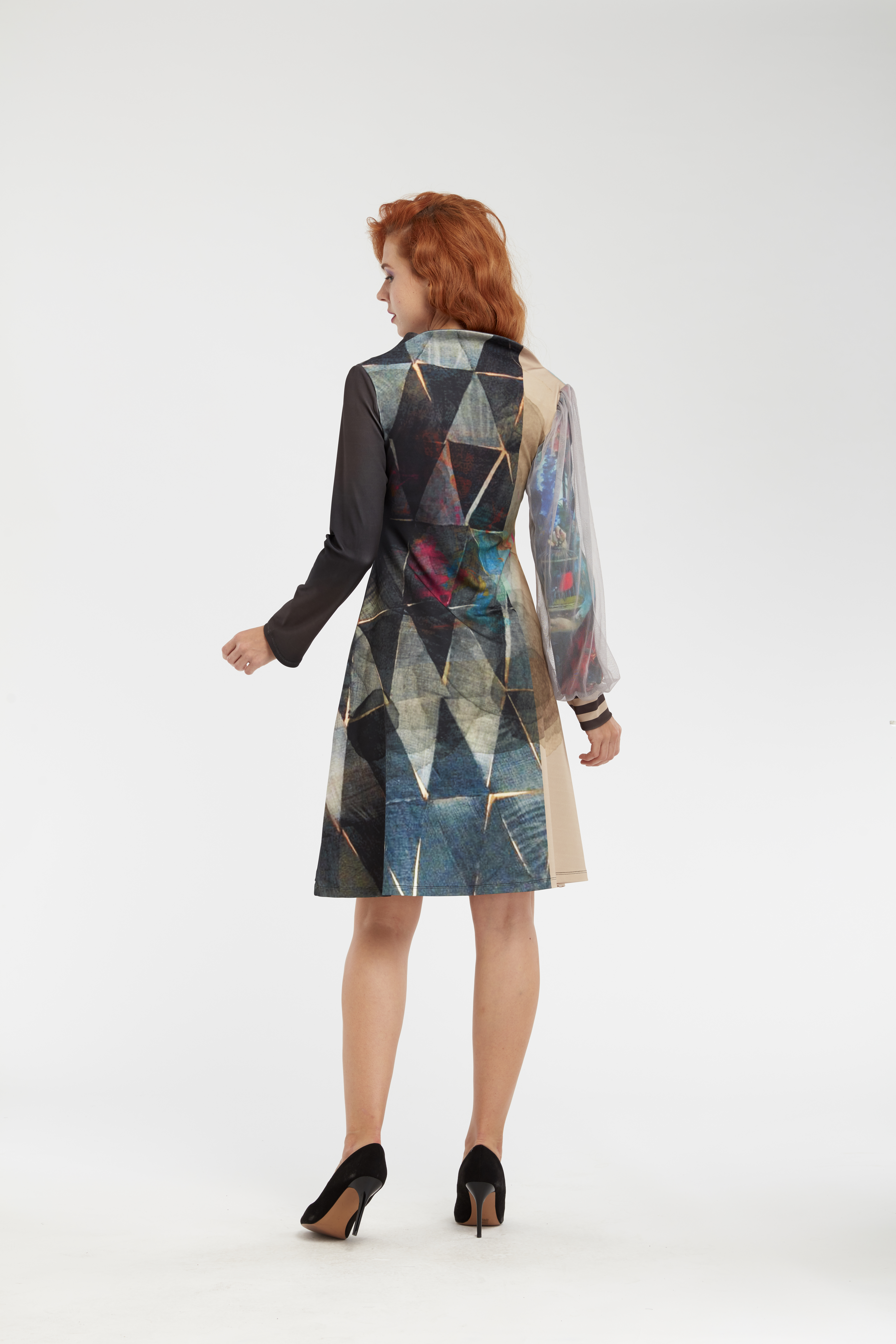 IPNG: Who Is The Woman Behind This Triangle Neckline Illusion Dress