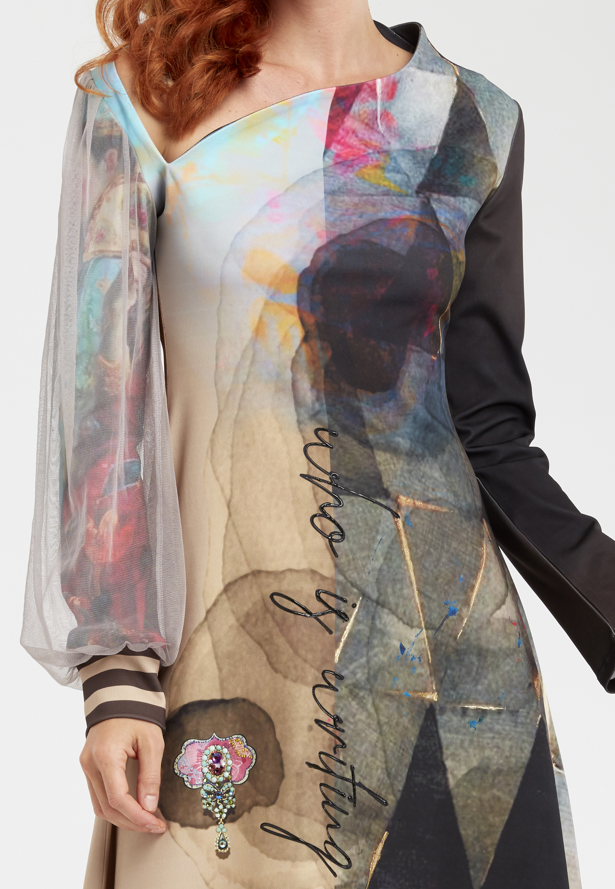 IPNG: Who Is The Woman Behind This Triangle Neckline Illusion Dress