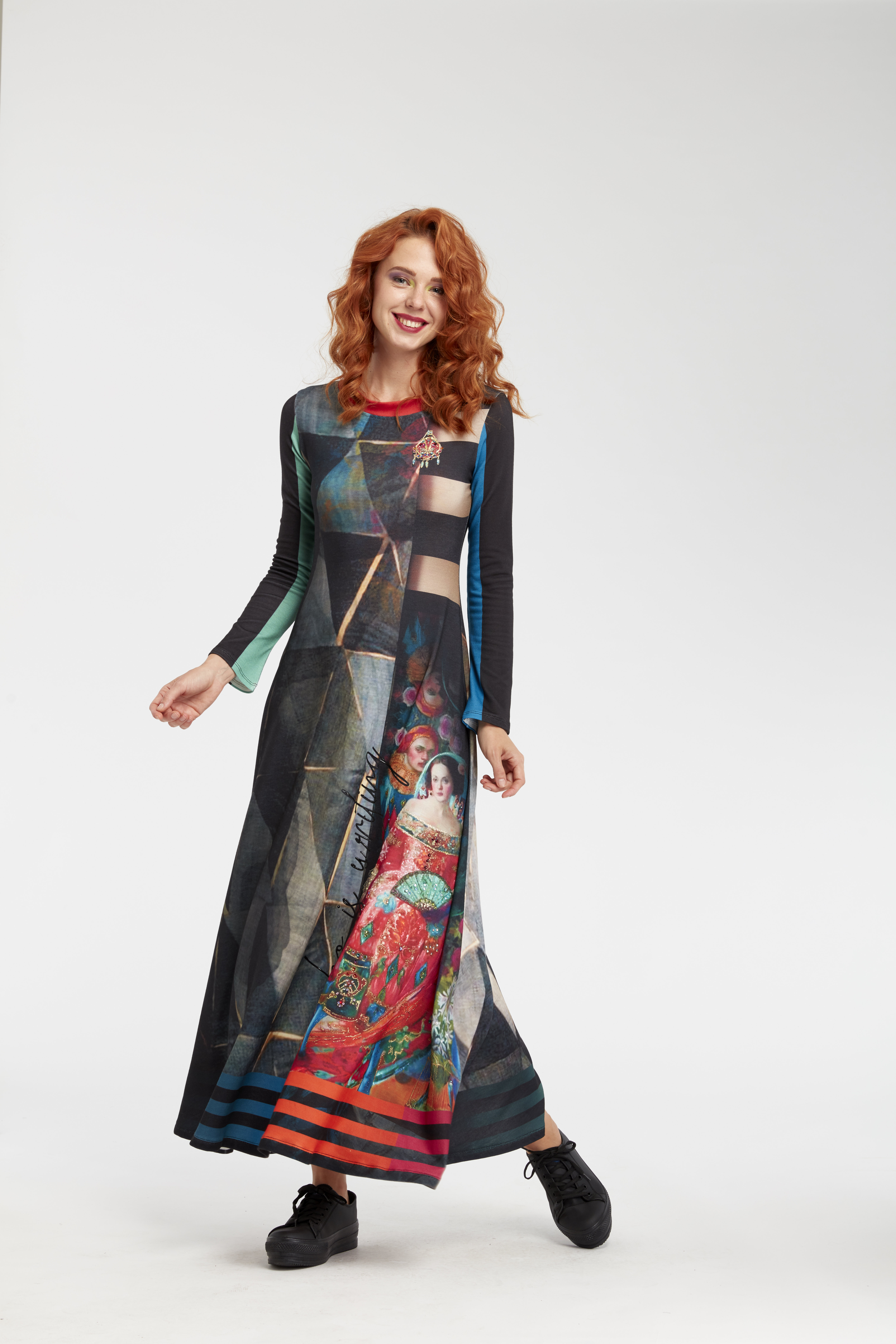 IPNG: Who Is The Woman Behind This T-Shirt Illusion Dress IPNG_WIDL-001