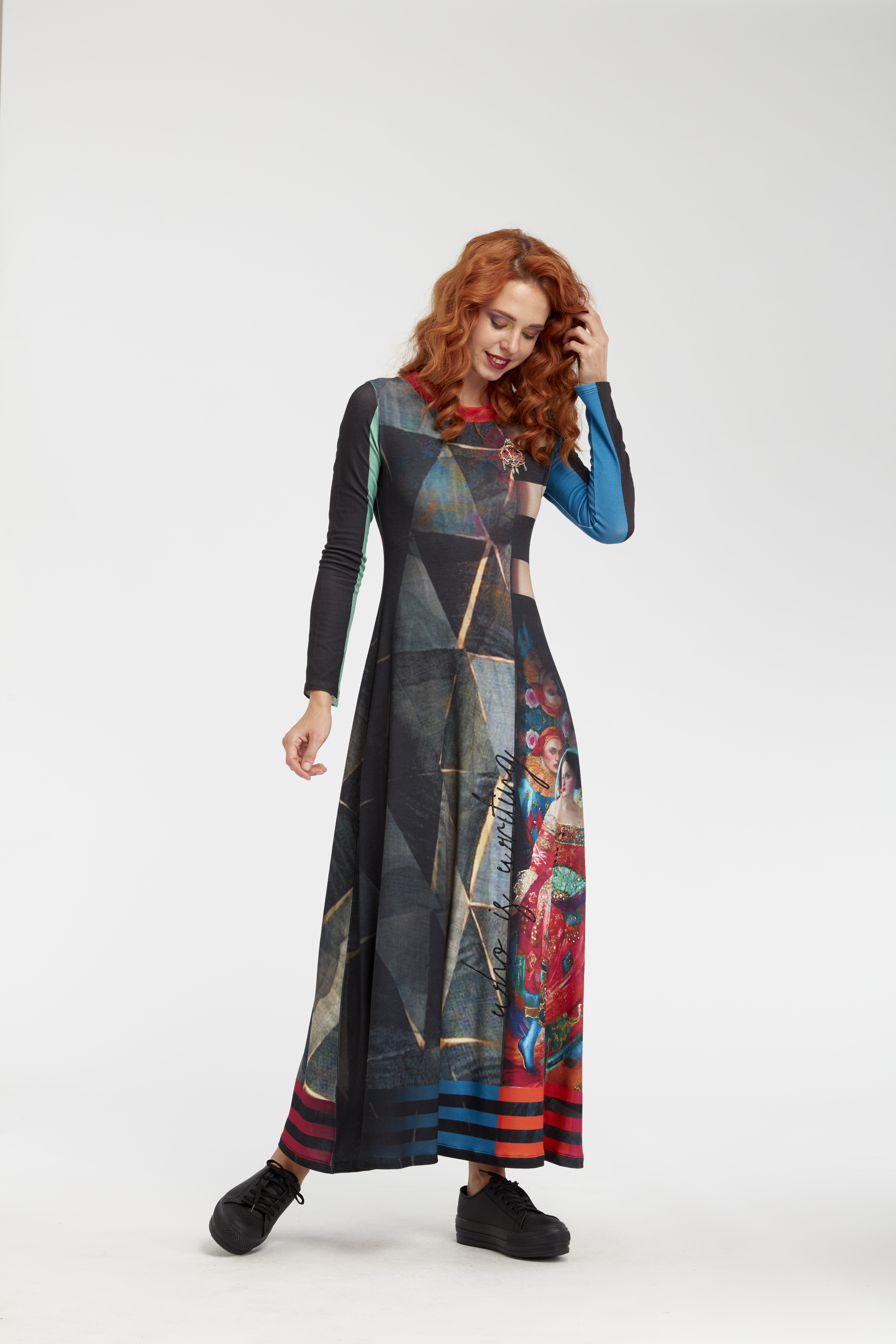 IPNG: Who Is The Woman Behind This T-Shirt Illusion Dress