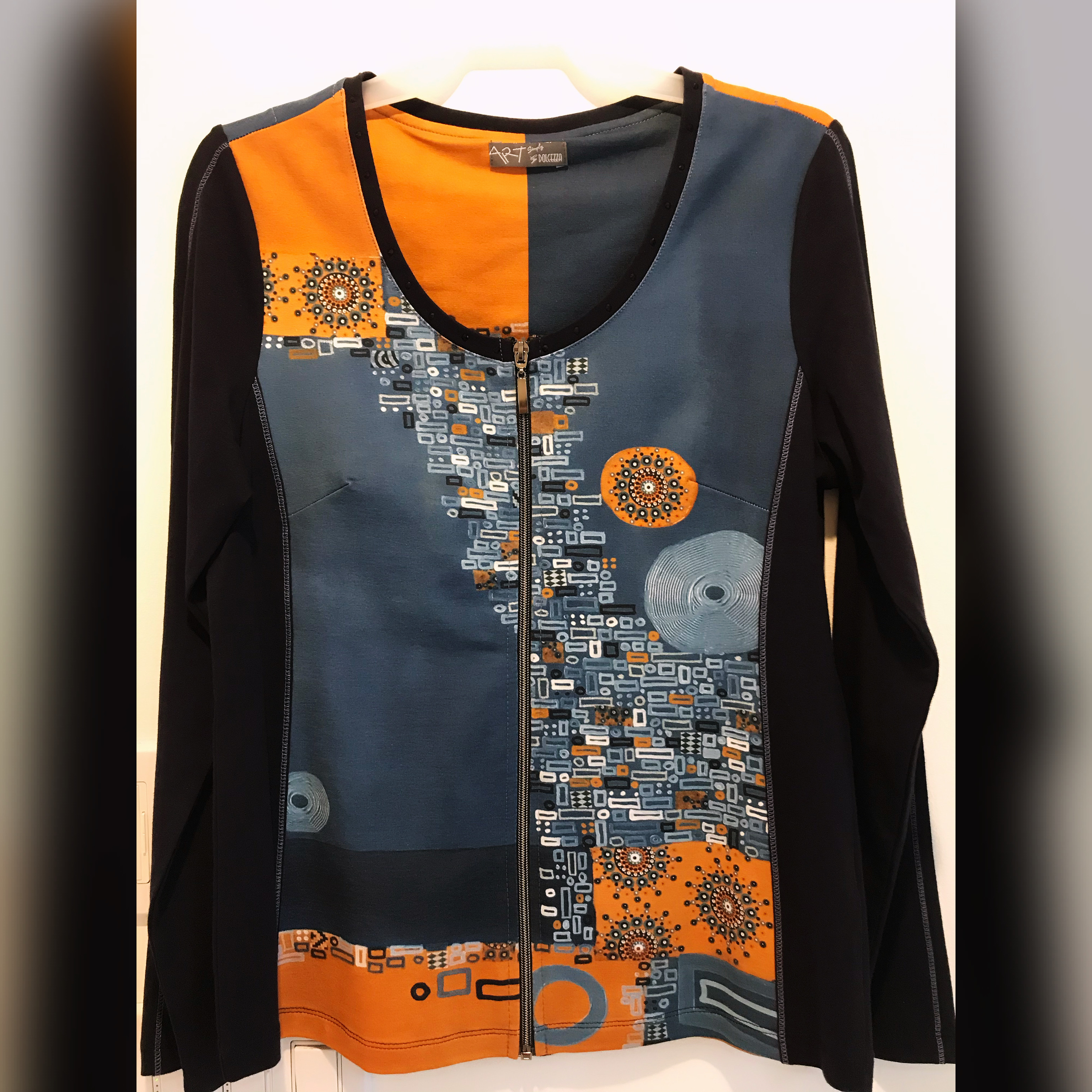 Simply Art Dolcezza: Elements Abstract Art Zip Up Top SOLD OUT Dolcezza_SimplyArt_70704