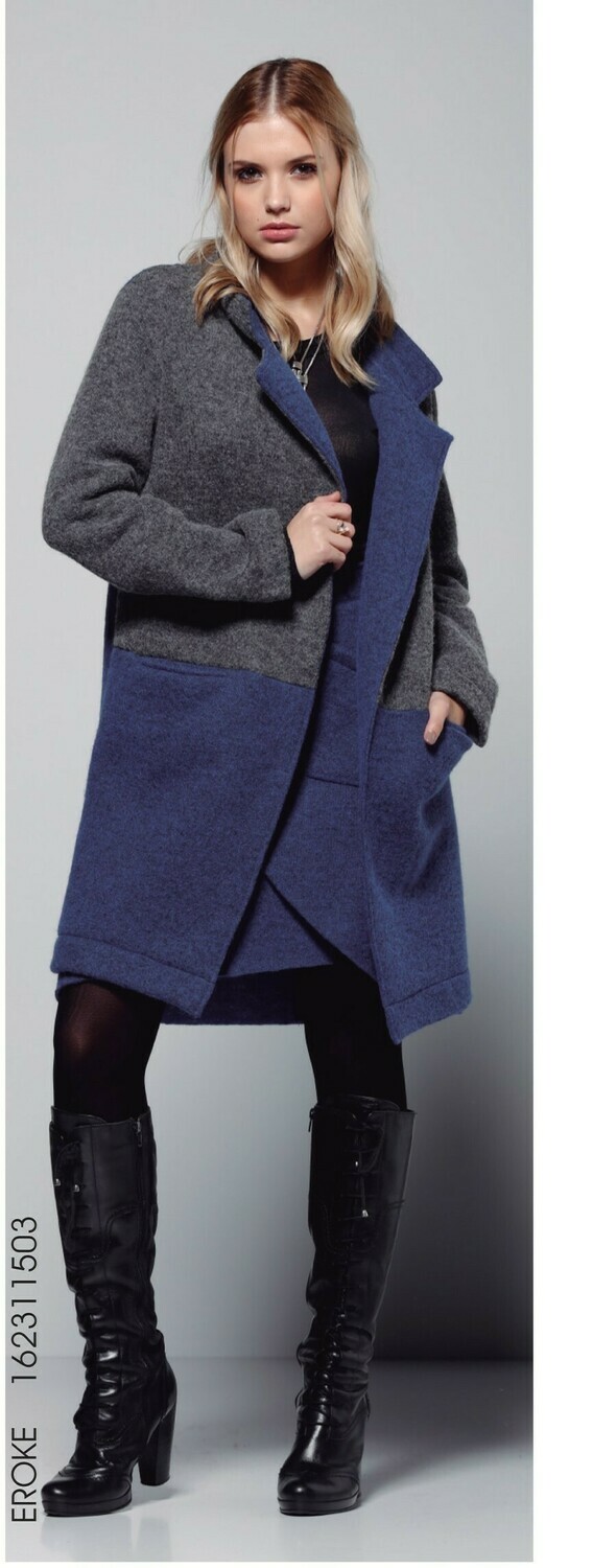 Maloka: Double Color Crushed Wool Teddy Coat
