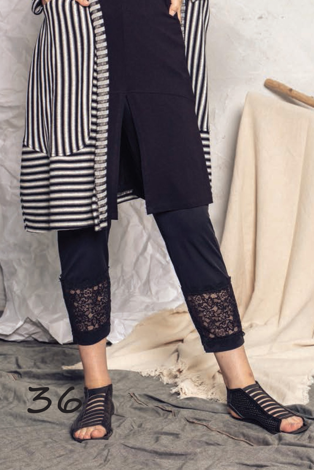 G!oze: Rose Mesh Hem Cropped Legging SOLD OUT G_FESTON