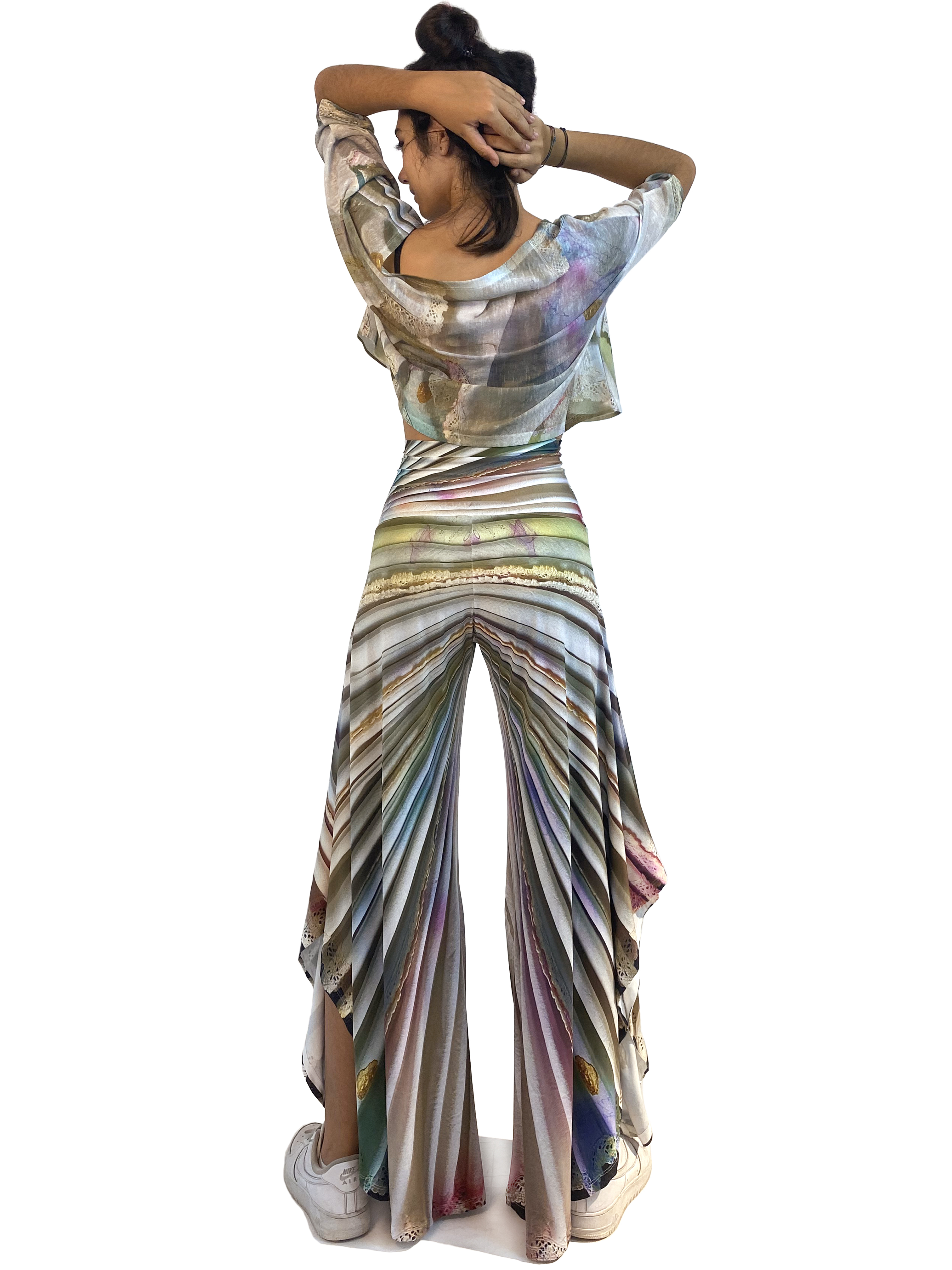 IPNG: Never Enough Color Orchid Illusion Flared Pant