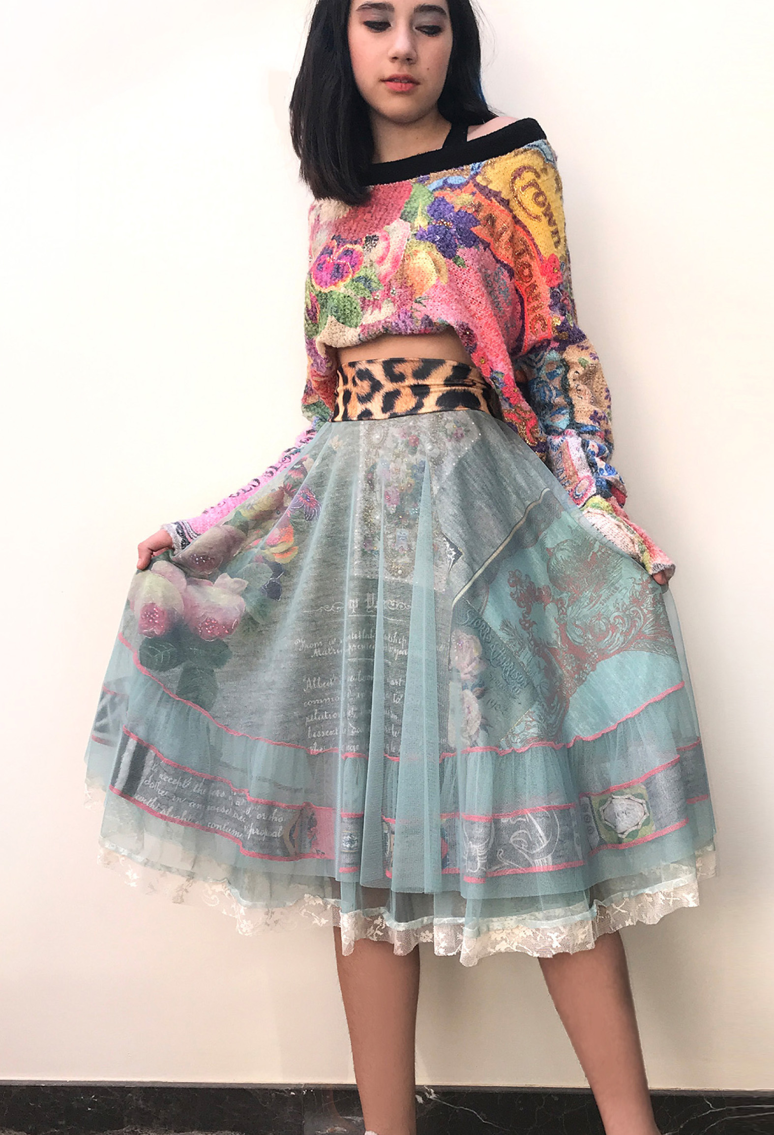IPNG: Label Longings Pink Pansy Cupid Flared Sweater