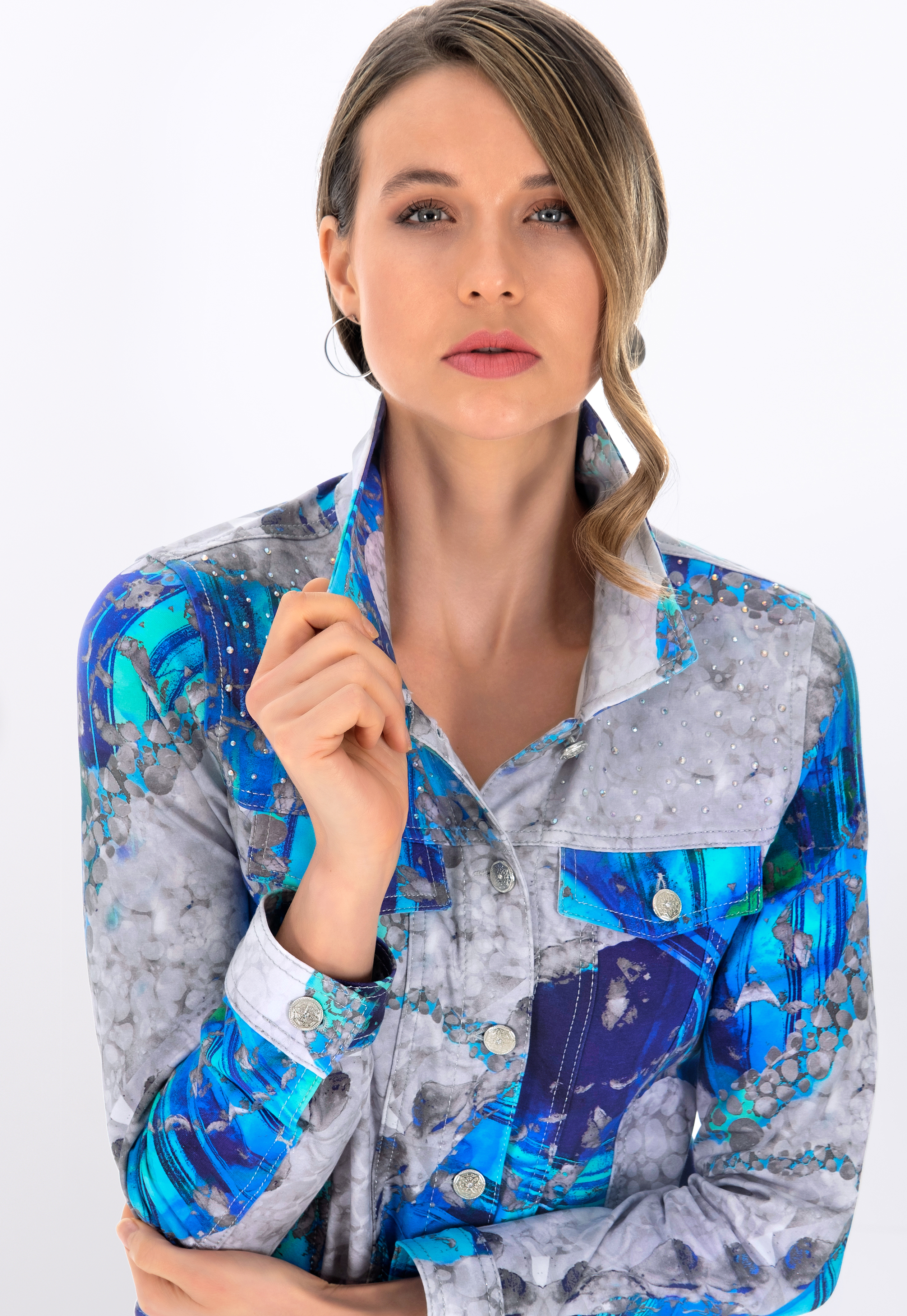 Simply Art Dolcezza: Blue & White Yin Yang Art soft Denim Jacket DOLCEZZA_SIMPLYART_21688