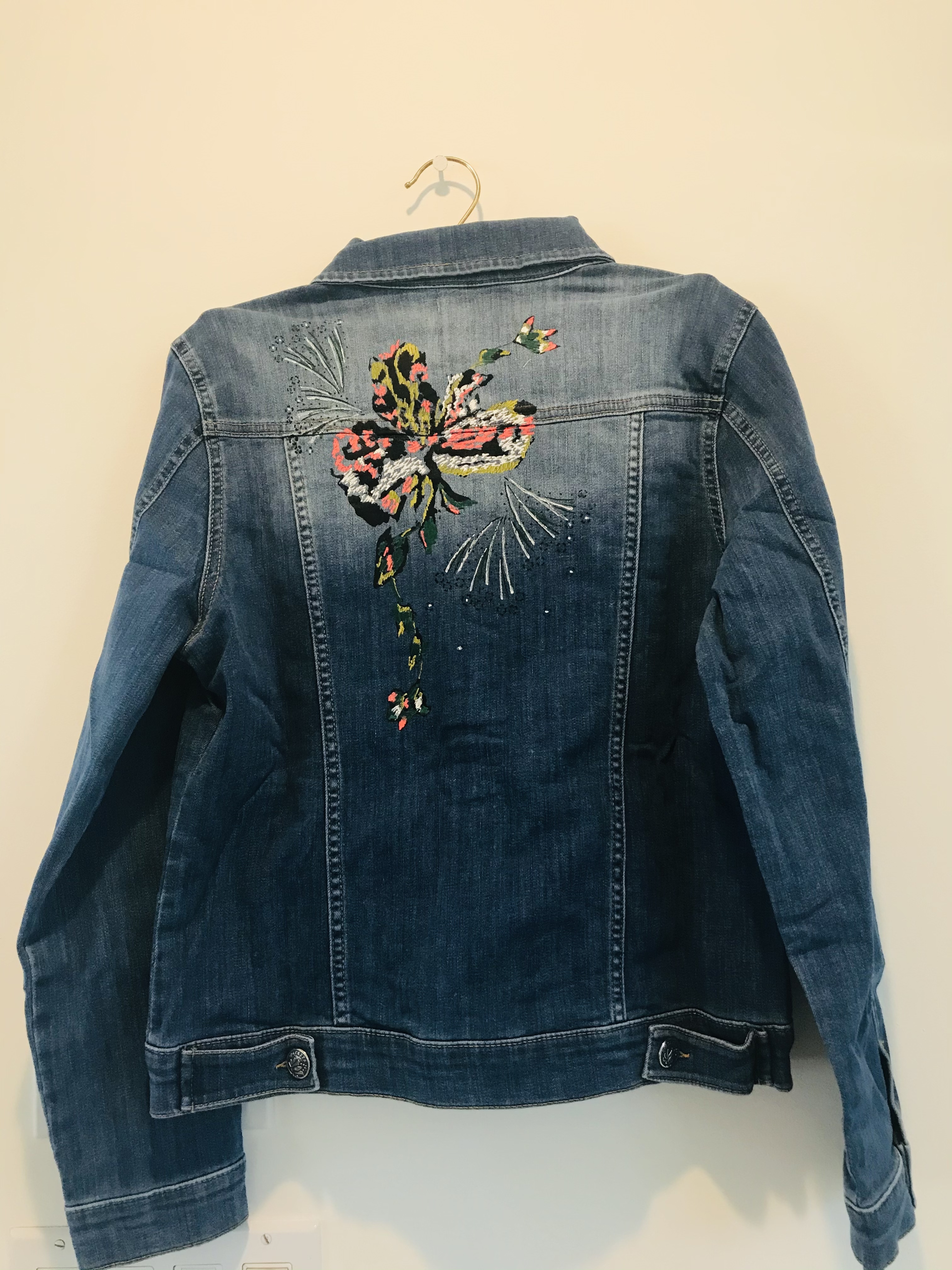 Dolcezza: Hand Painted Pink Butterfly Distressed Jean Jacket Dolcezza_21306