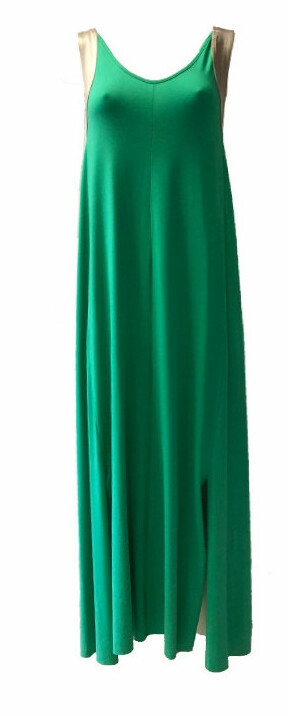 Maloka: Bewitchingly Comfortable Contrast Slit Hem Maxi Dress