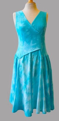 Luna Luz: Cross Over Bodice Tie Dye Midi Dress Luna Luz: Cross Over Bodice Tie Dye Midi Dress