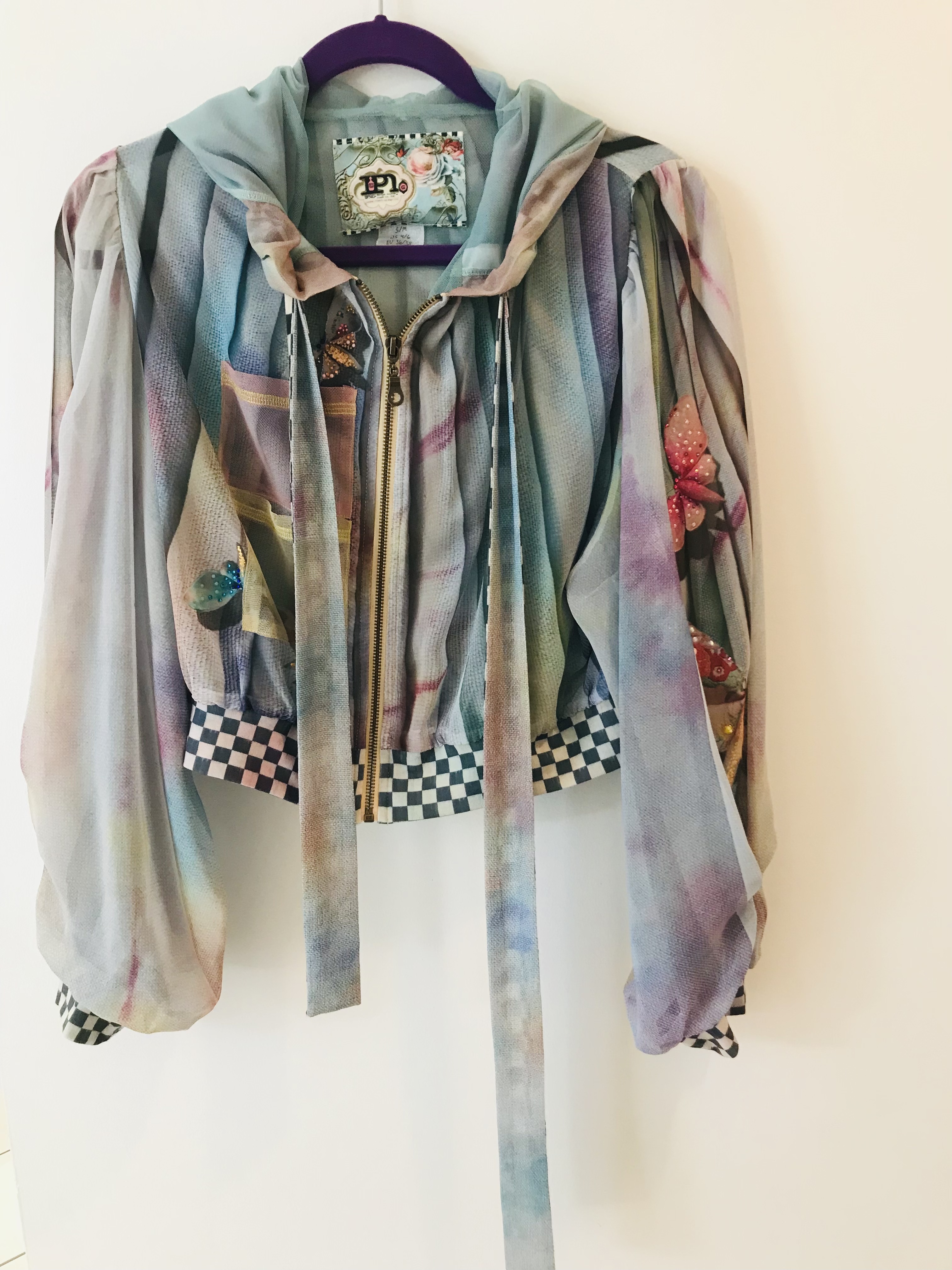 IPNG: Never Enough Color Orchid Illusion Hoody Puff Jacket IPNG_NECGP-046