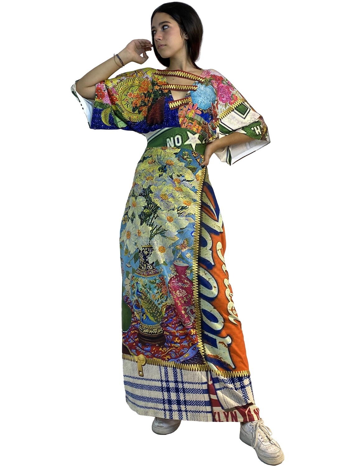 IPNG: Summer In A Flower Illusion Kimono Dress