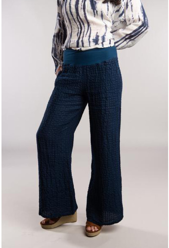 Luna Luz: Feather Light Seersucker Comfy Cotton Stretch Pant (Ships Immed in Black!) LL_221